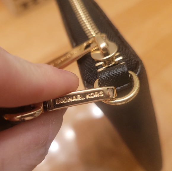 Michael Kors Zip Around Continental Jet Set Wallet / Wristlet Black - Picture 8 of 13